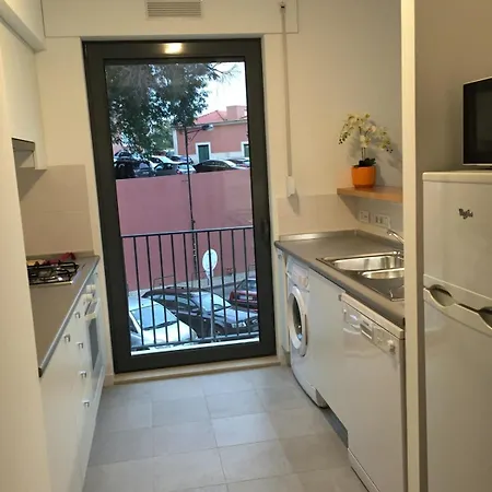 Sunny Downtown דירה